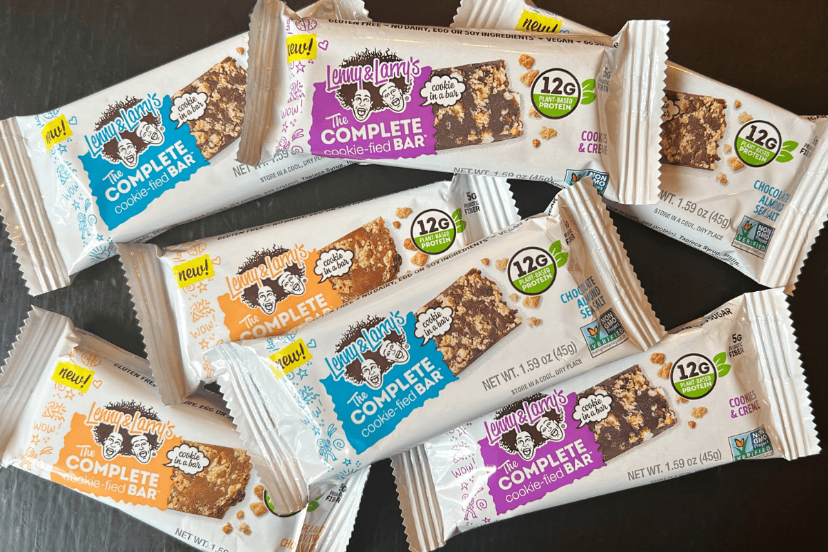 COOKIE-FIED VEGAN PROTEIN BAR